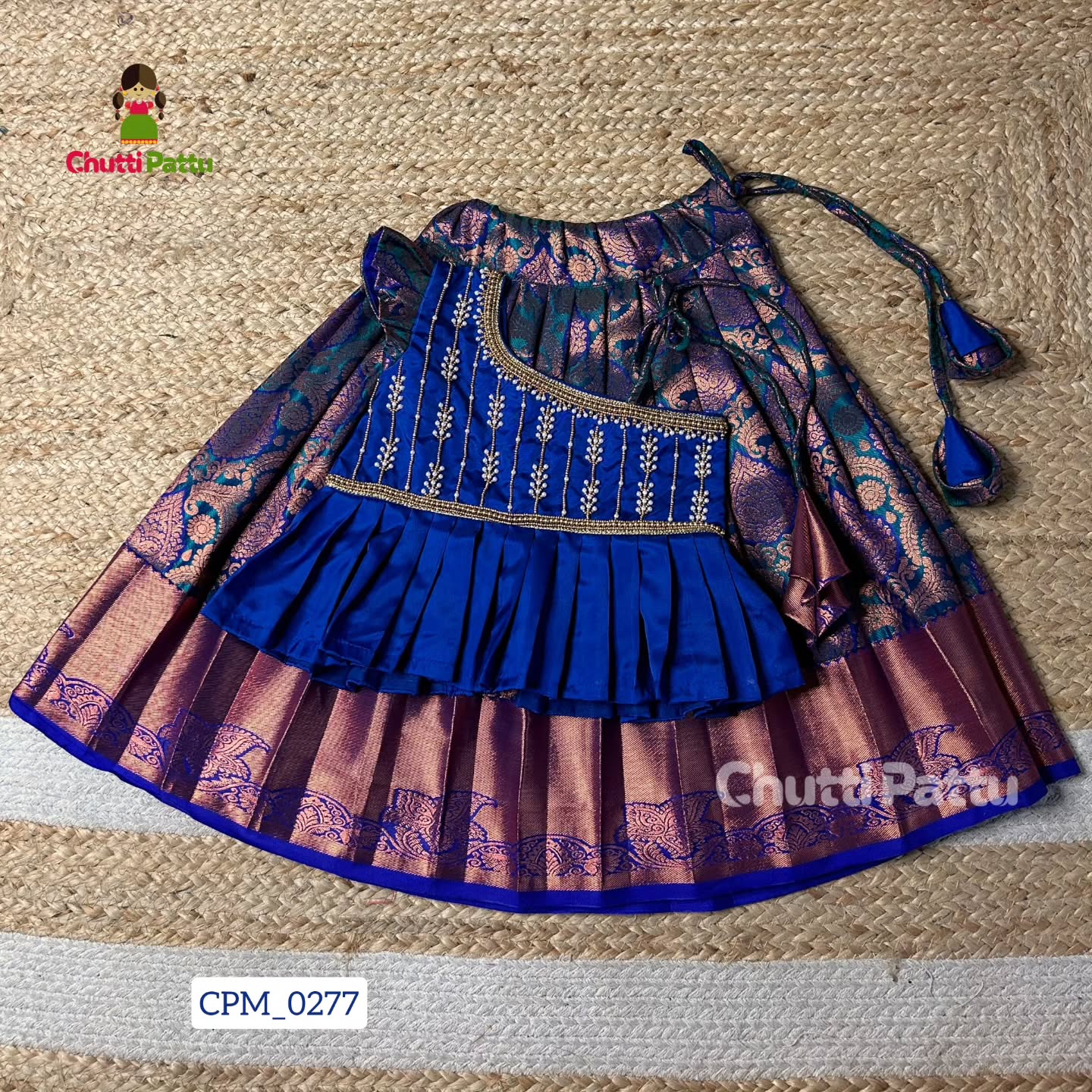 Mayilu - Sleeves Edition | Peacock Blue Aari Set| CPM_0277B