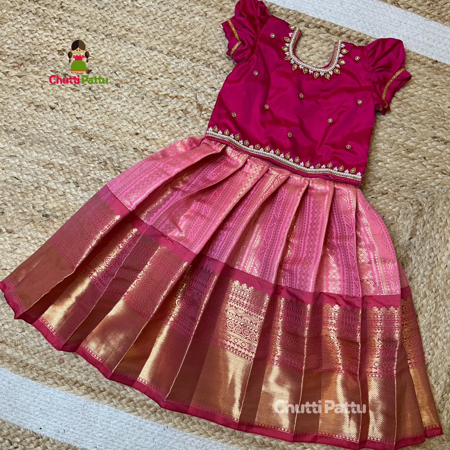 Amizhthini – Pink Aari Kanchi Semi Silk Pattu Pavadai | CPM_0320