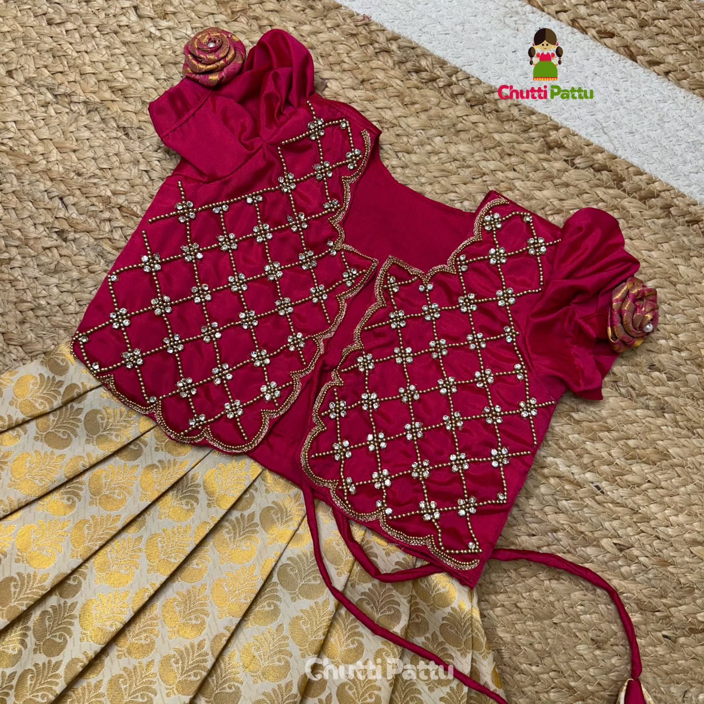 White & Pink Premium Aari Overcoat Set | CPM_0322