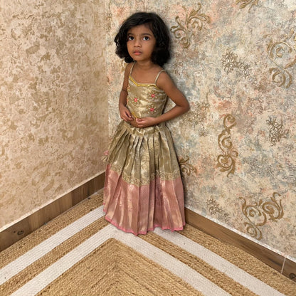 Pastel Pink & Gold Premium Tissue Silk Aari Set | CPM_0328