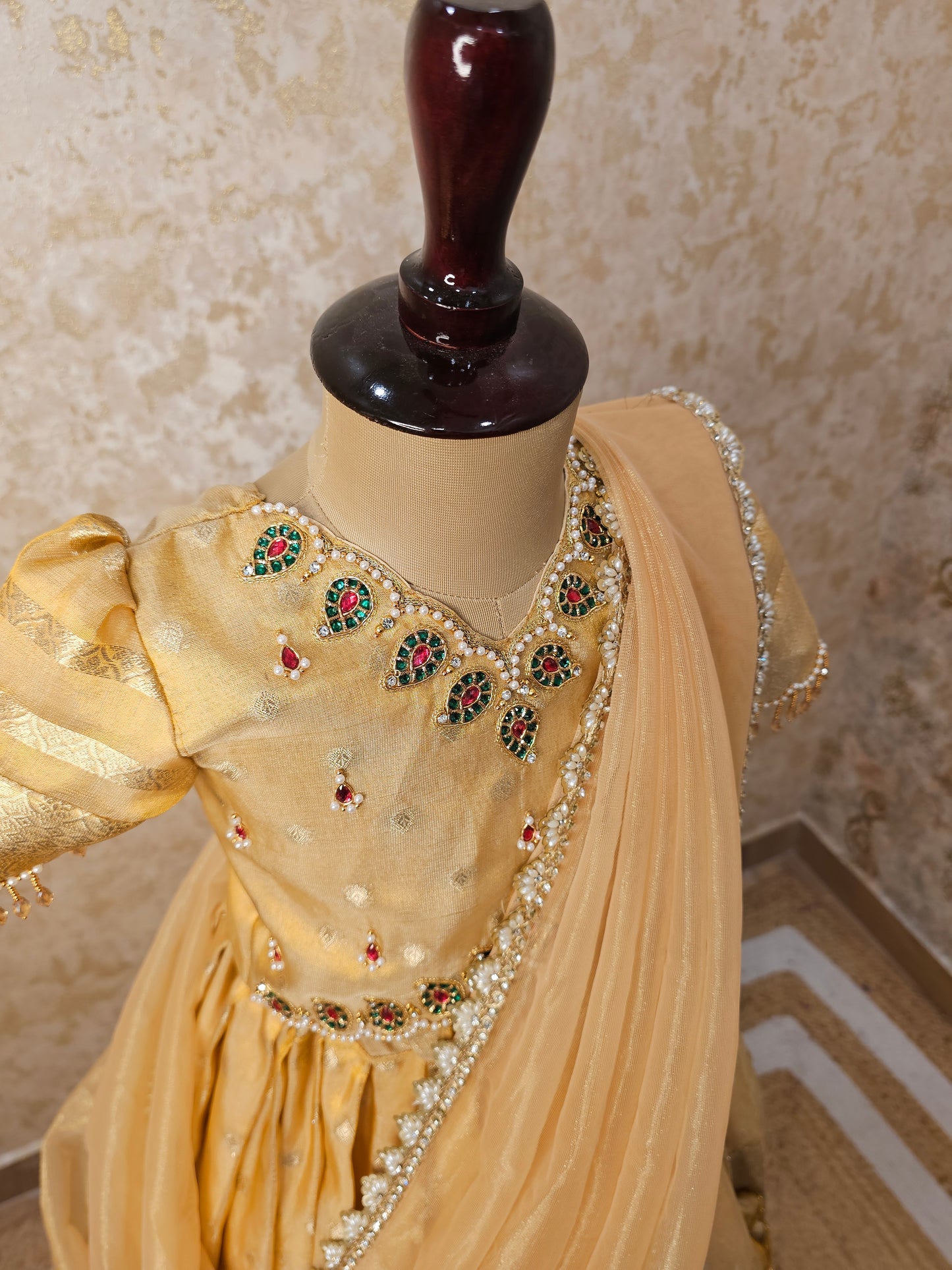 Diva Gold – Banarasi Tissue Silk Set with Aari Blouse & Dupatta | CPM_0425