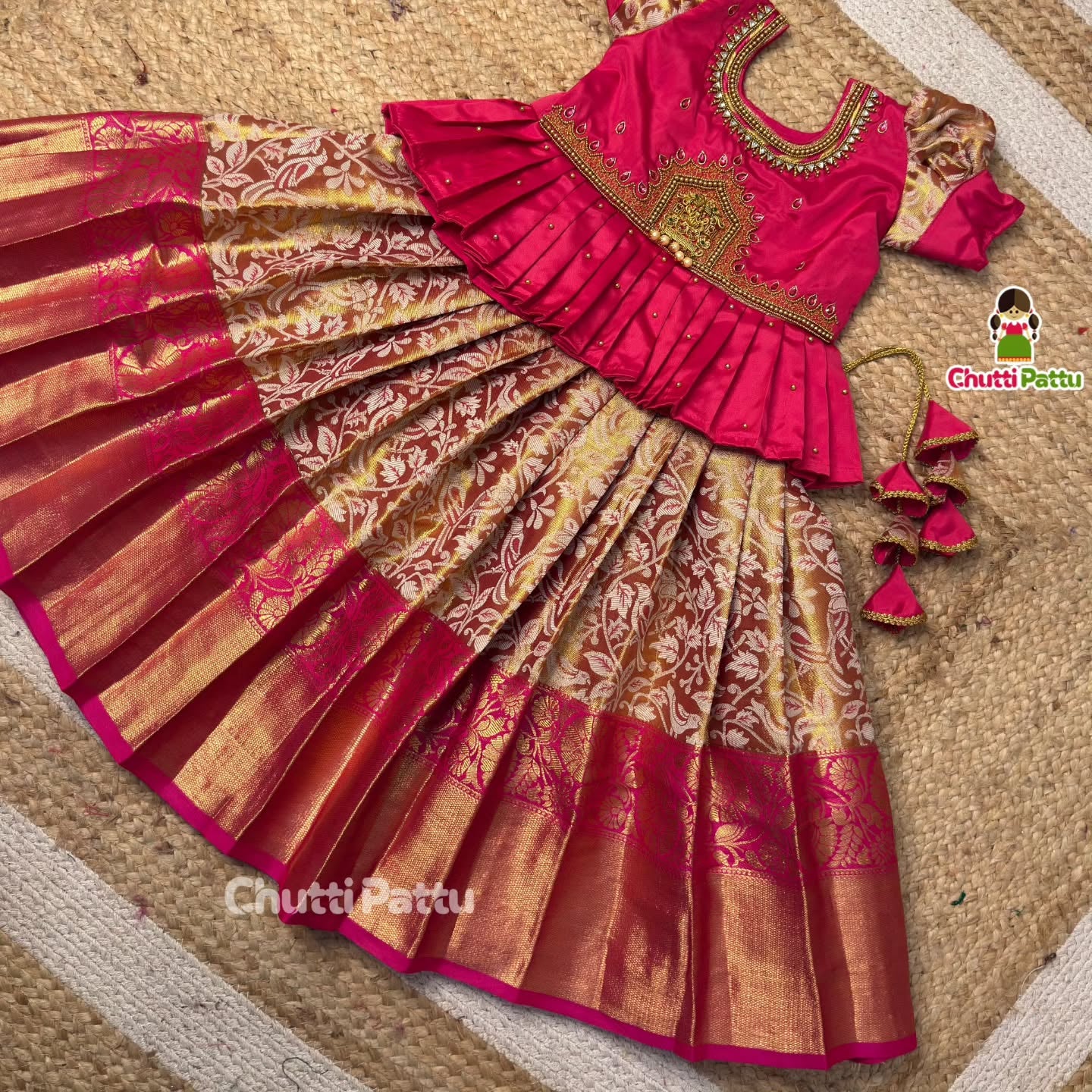 Golden Pink Aari Pattu Pavadai with Lakshmi Pendant | CPM_0470