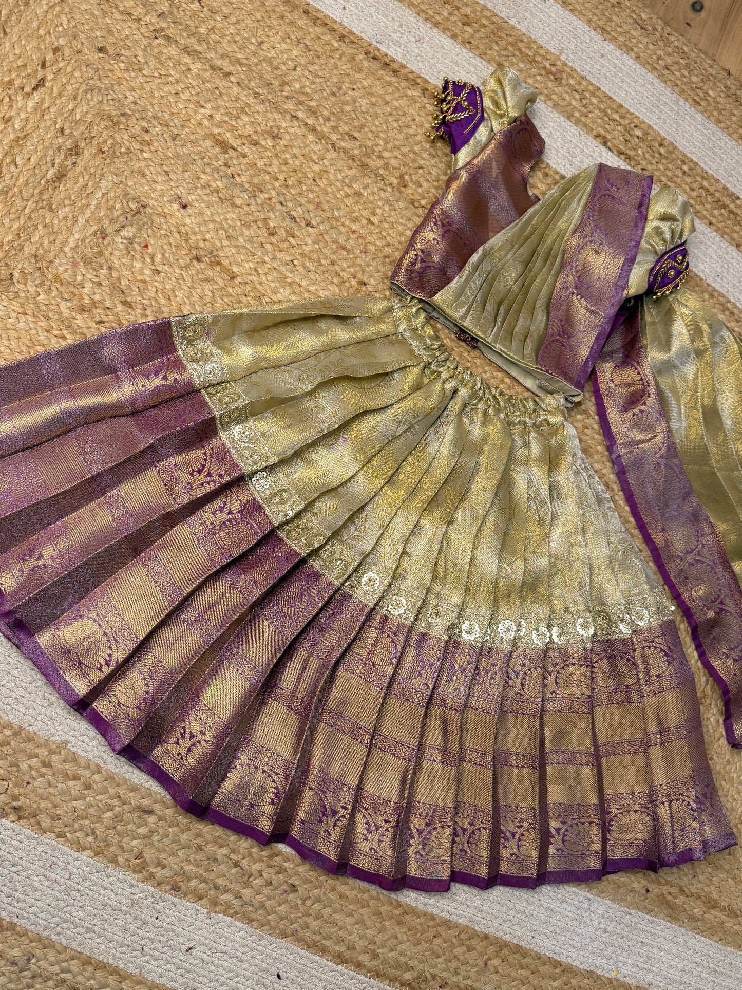 Off-White & Lavender Half Saree with sleeves aari | CPM_0474