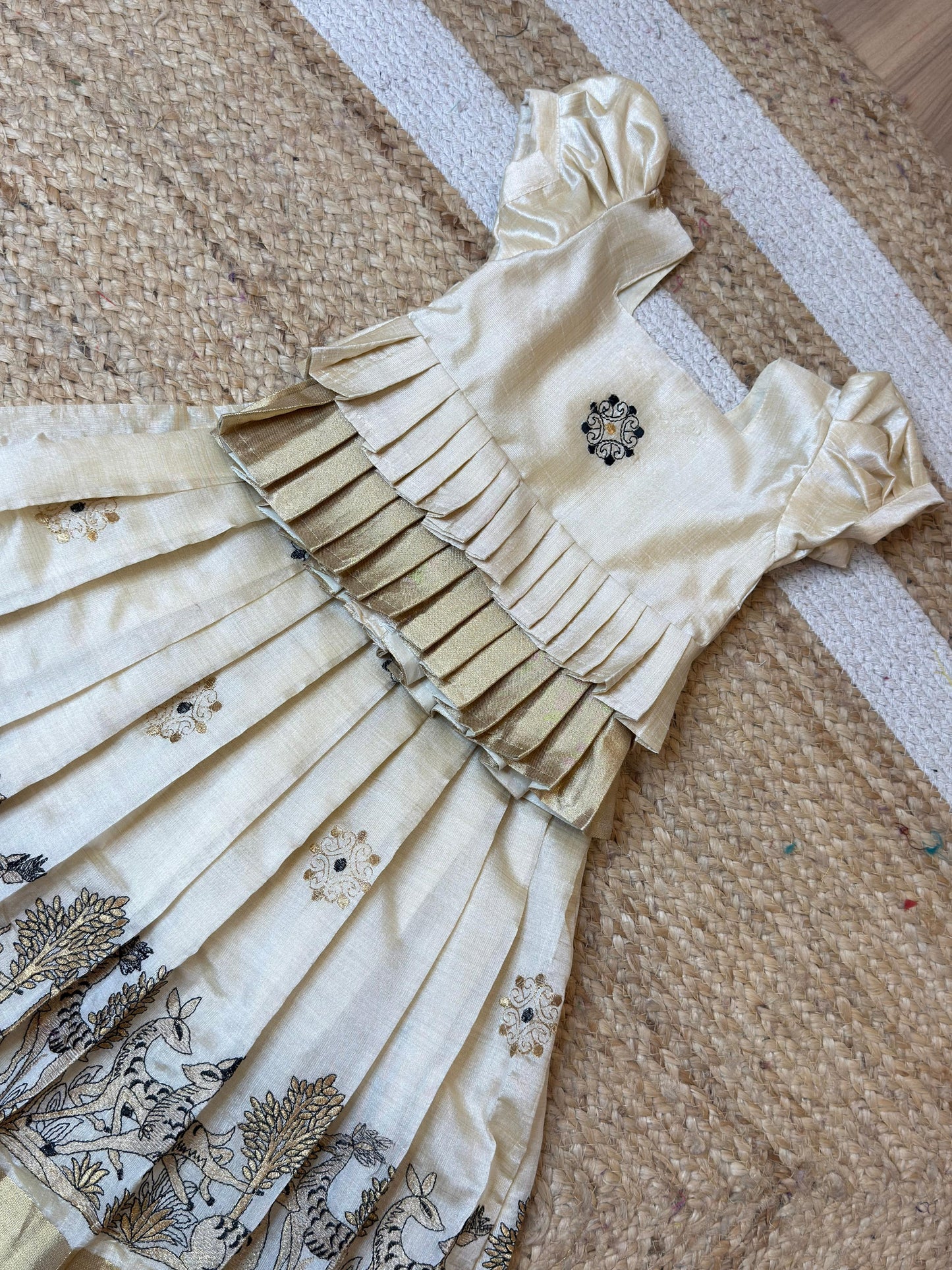 Off-White Double Layer Peplum Pattu Pavadai | CPM_0476