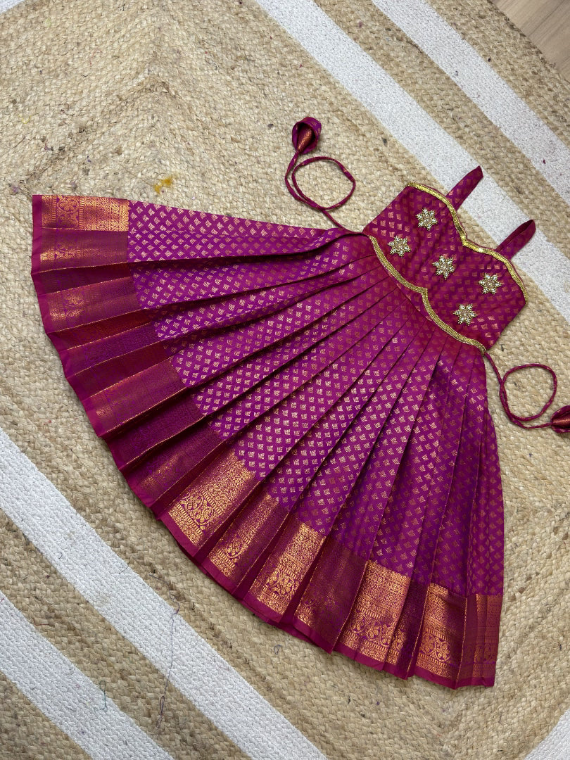 Magenta Kanchi Soft Silk Aari Gown | CPM_0484