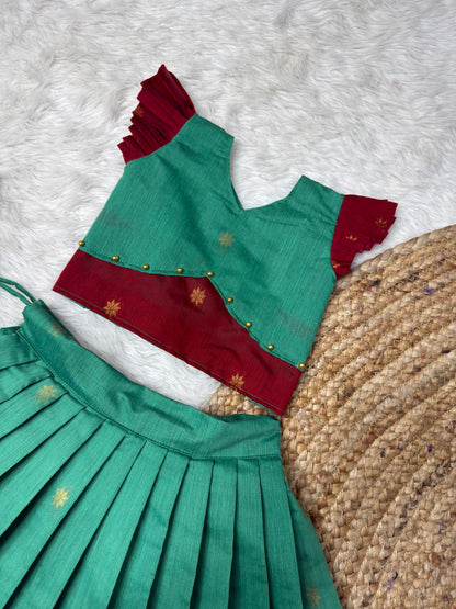 Sea Green & Red Maheshwari Silk Cotton Set | CPM_0492