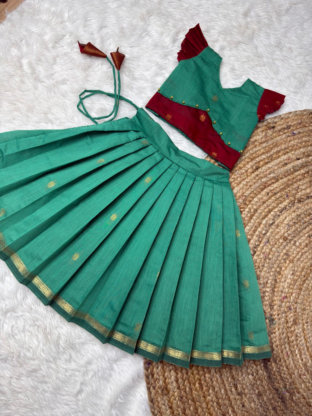 Sea Green & Red Maheshwari Silk Cotton Set | CPM_0492