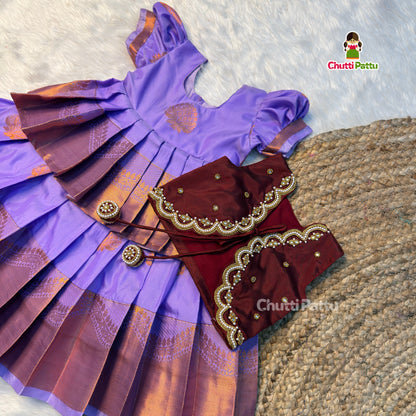 Lavender & Brown Two-in-One Kanchi Soft Silk Aari Overcoat Set | CPM_0504