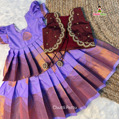 Lavender & Brown Two-in-One Kanchi Soft Silk Aari Overcoat Set | CPM_0504