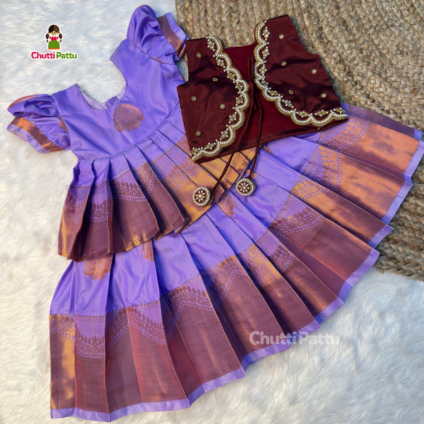 Lavender & Brown Two-in-One Kanchi Soft Silk Aari Overcoat Set | CPM_0504