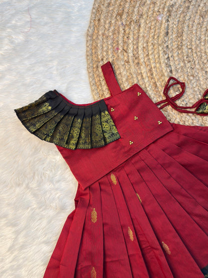 Red & Black Kalyani Cotton Top & Skirt Set | CPM_0533