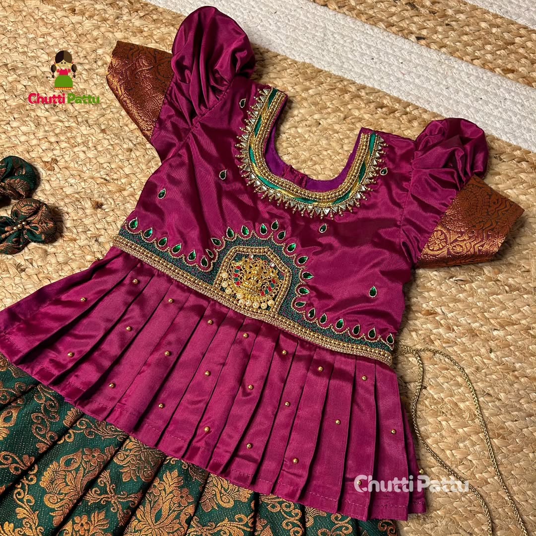 Green and Purple – Lakshmi Devi Pendant Aari Pattu Pavadai | CPM_0256